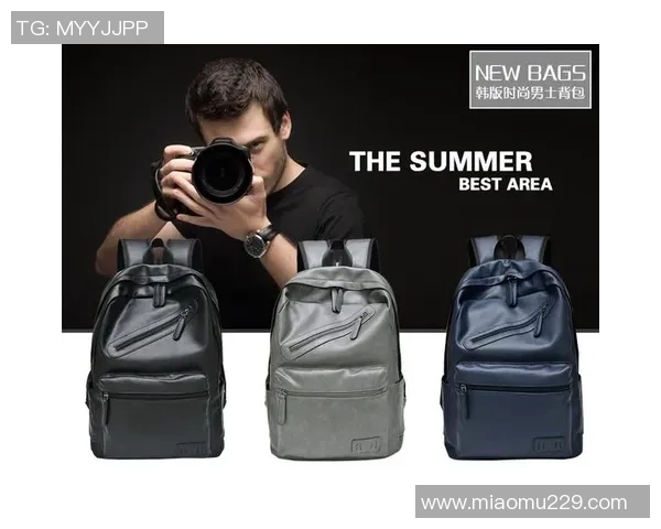 足球明星时尚新潮流西装搭配背包展现个性与风格 足球明星时尚新潮流西装搭配背包展现个性与风格